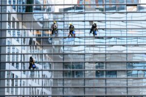 Lee más sobre el artículo El Ministerio del Trabajo a través del decreto 1345 de 2025 establece la continuidad excepcional del régimen de pensión especial para las actividades de alto riesgo