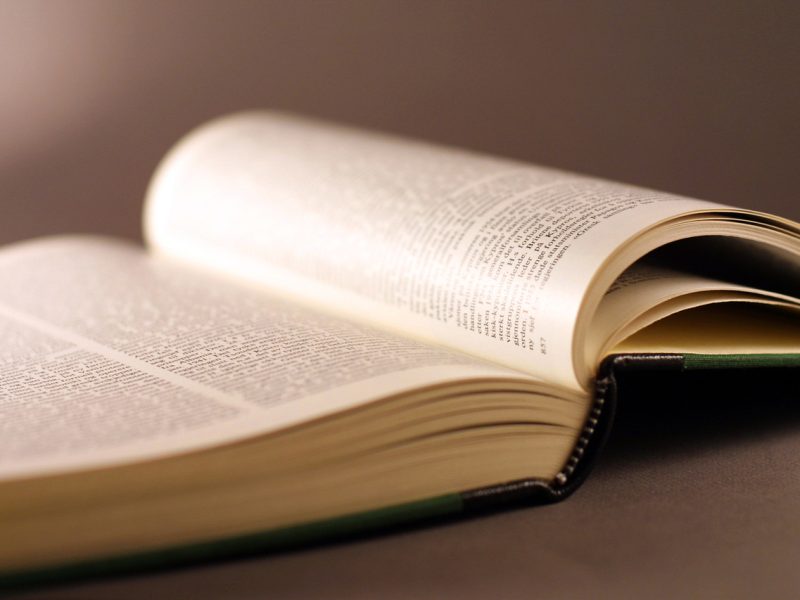 book-1482594-1279x852